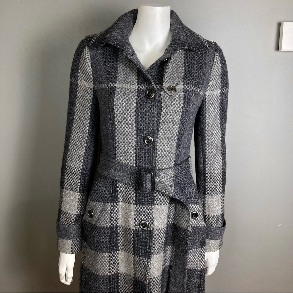 Burberry long trench coat women's size 6 plaid wool belted gray winter - Picture 2 of 16